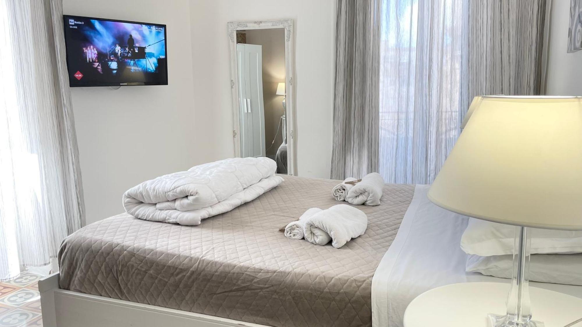 Bb Essenze Bed & Breakfast Palermo Exterior foto