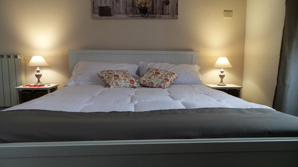 Bb Essenze Bed & Breakfast Palermo Exterior foto