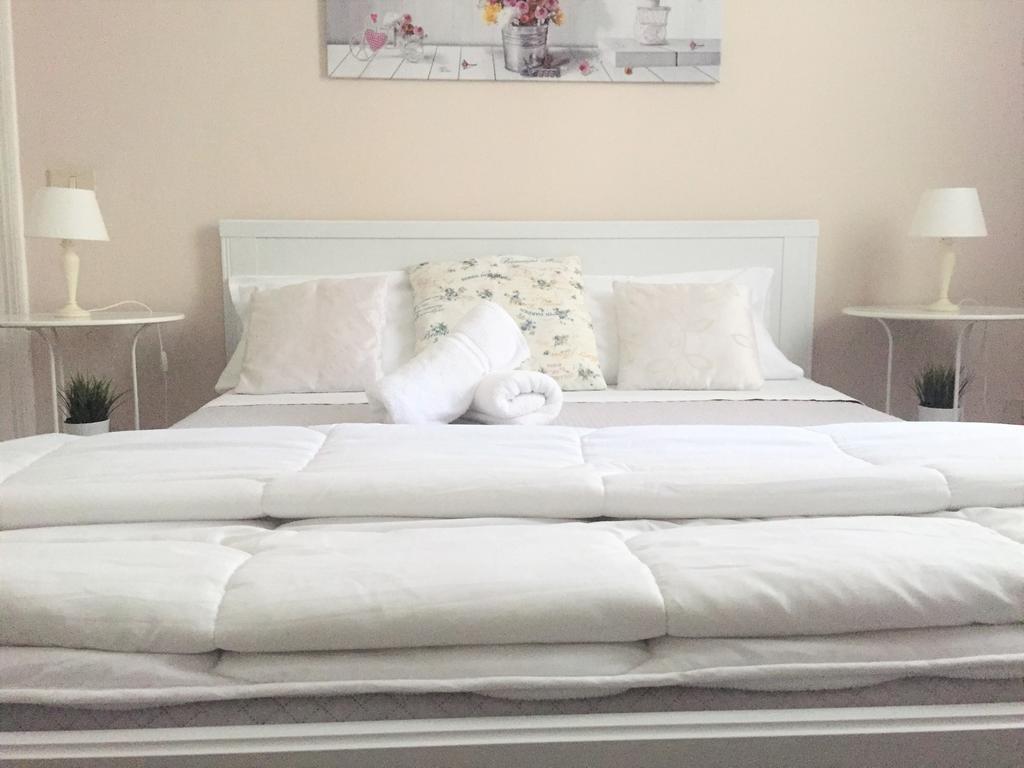 Bb Essenze Bed & Breakfast Palermo Exterior foto