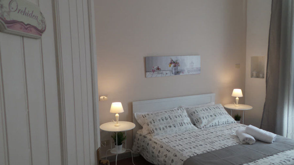 Bb Essenze Bed & Breakfast Palermo Exterior foto