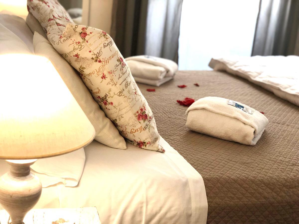 Bb Essenze Bed & Breakfast Palermo Exterior foto